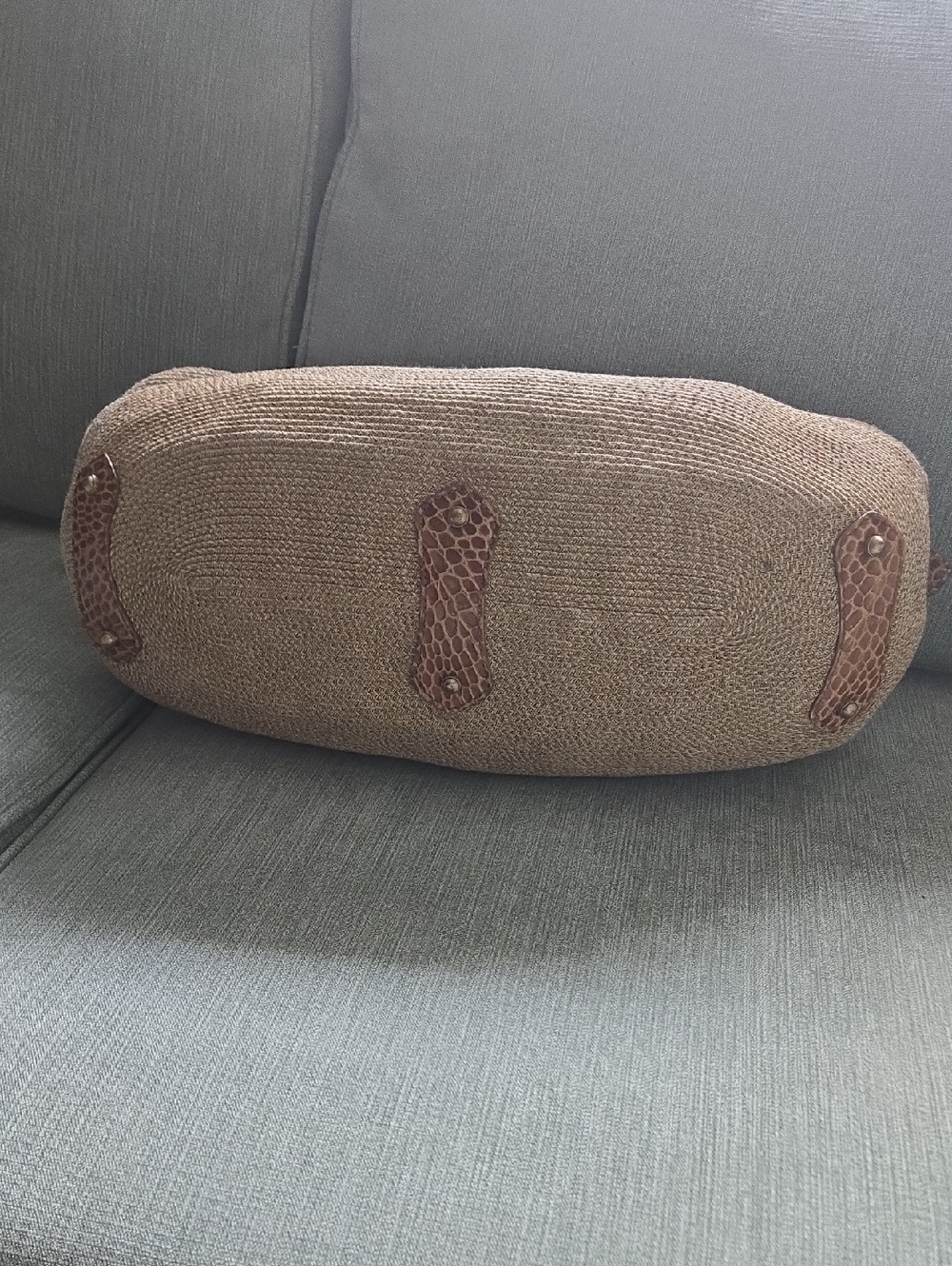 ERIC JAVITS Woven RAFFIA  Straw Shoulder Bag with Brown CTOCODILE Leather Trim - Picture 3 of 6